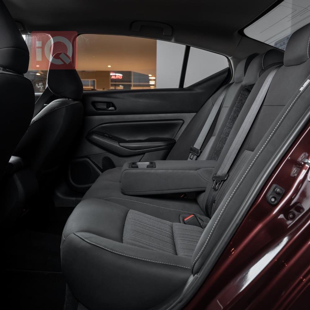 نيسان ألتيما